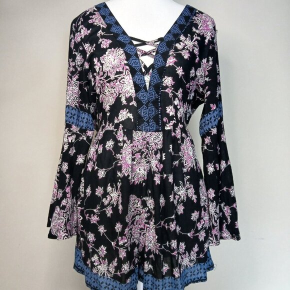 Whimsigoth Flowy Bohemian Bell Sleeve Floral Romper Black Size Medium - Picture 1 of 8